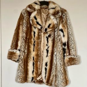Pamela McCoy Premium Faux Fur Coat